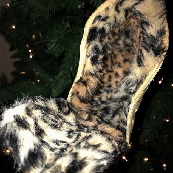 A BLIZZY CUSTOM Cheetah High Top Adidas Superstars - Picture 3 of 3